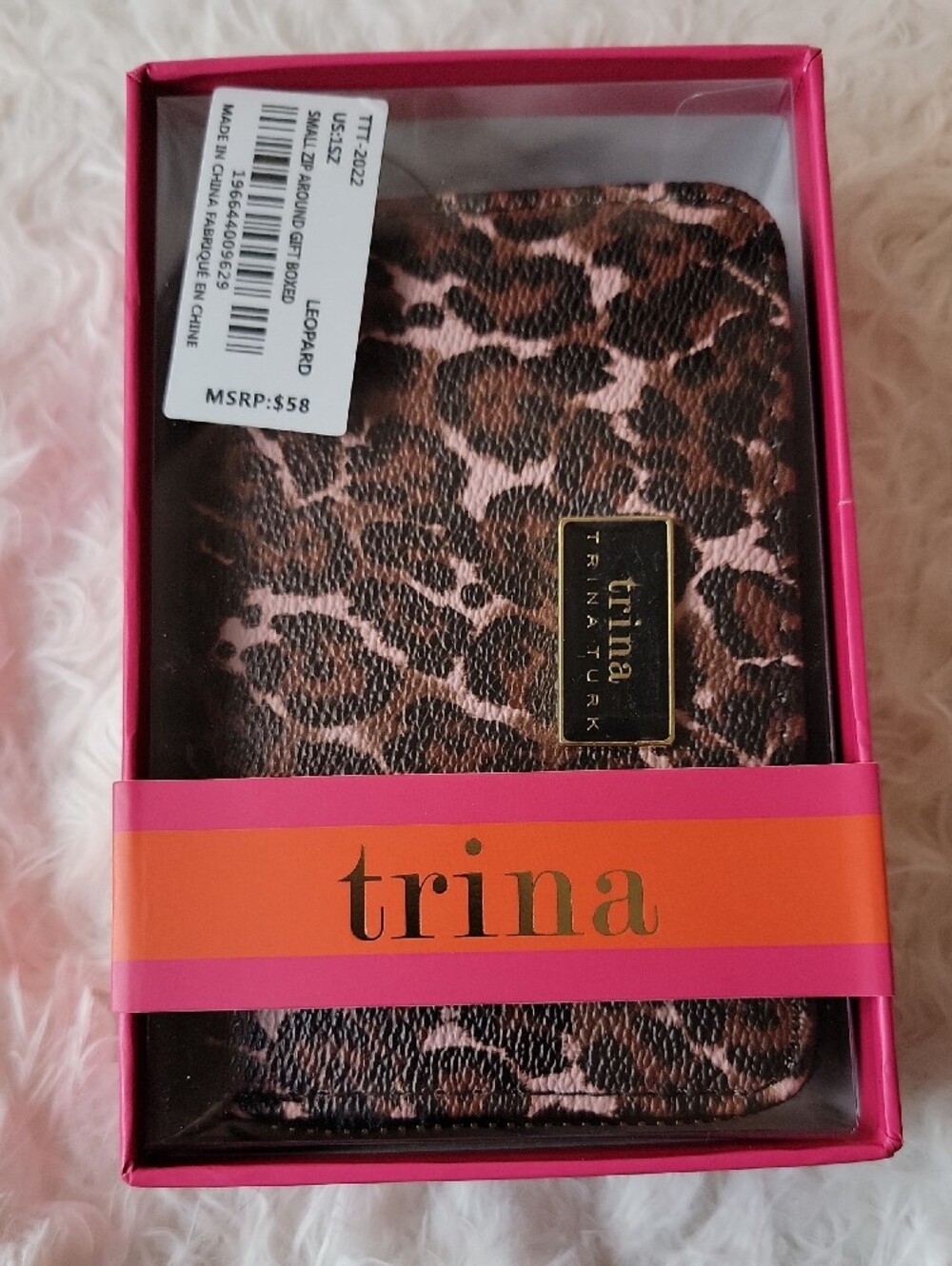 NWT Trina Turk Pink and Black Leopard Wallet with Gift Box - Picture 12 of 13